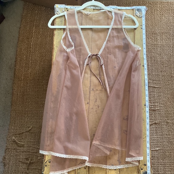 60s 70S VINTAGE VANITY FAIR BOHO FEMININE SHEER LACE TRIM LINGERIE CHEMISE TOP - Picture 4 of 15